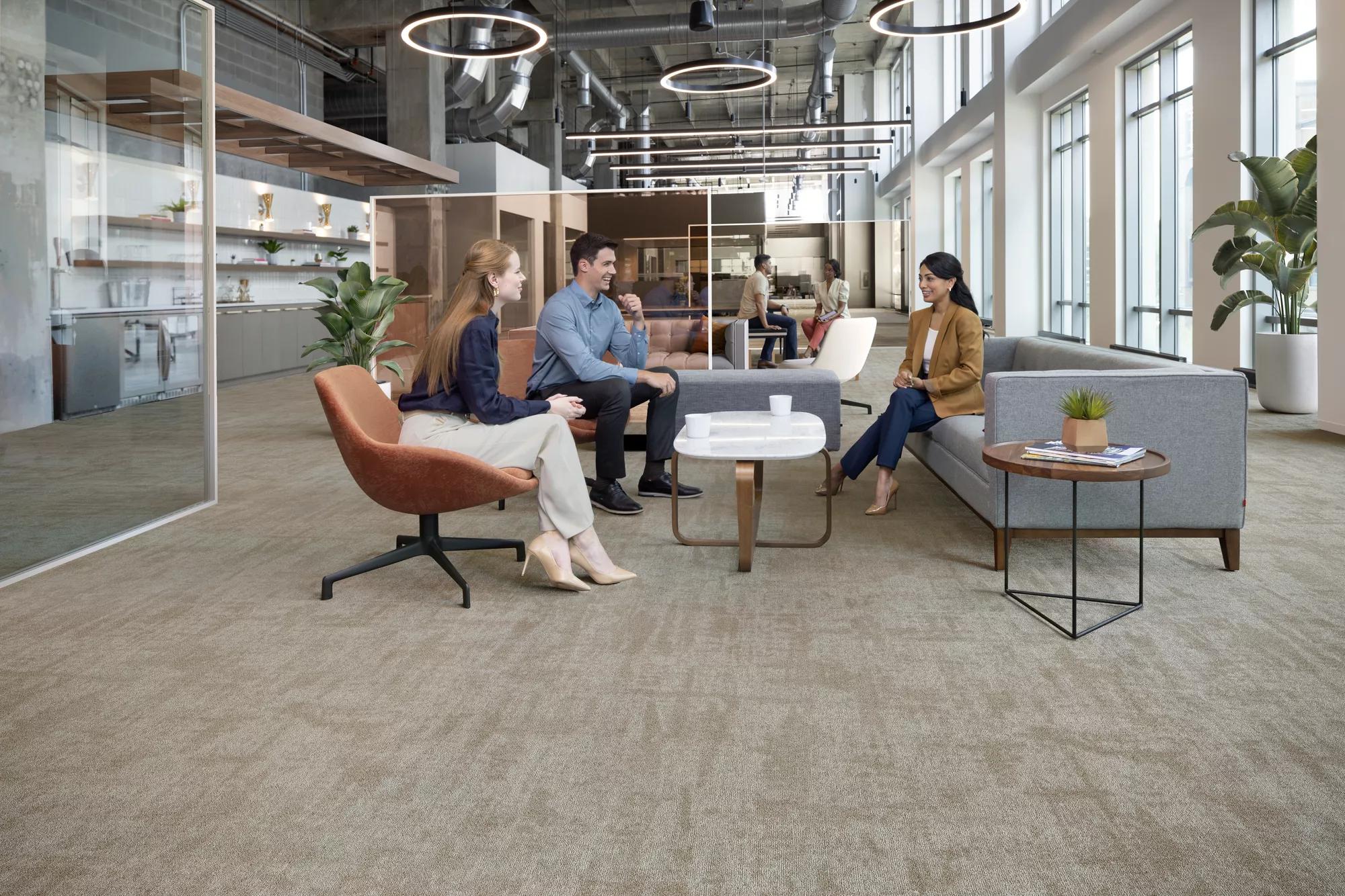 Colabtve_SS_CrtBlnce_Reimgne_PB_RS_HR Carpet flooring | UCX