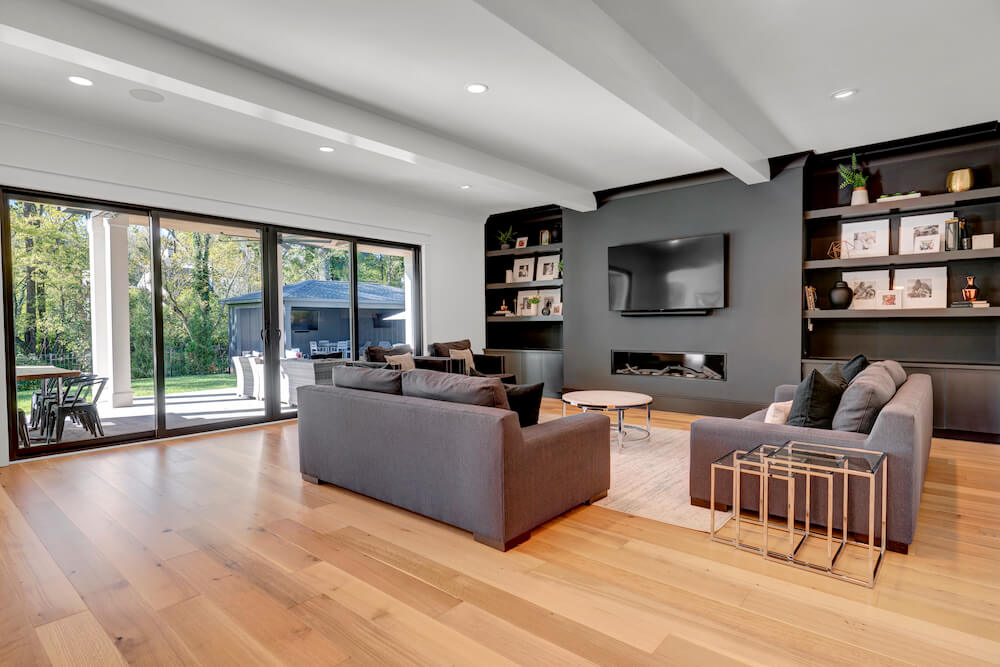 graf-hardwood-flooring | UCX