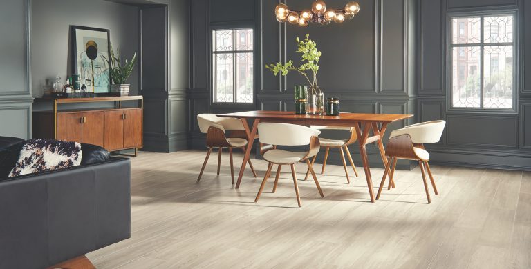 carousel-small.768.390 Vinyl flooring | UCX
